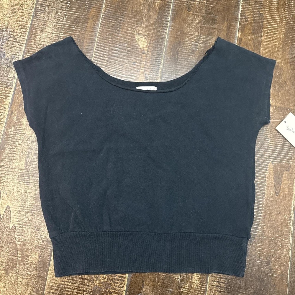 Universal Thread Women's Short Sleeve Off the Shoulder Crop Top